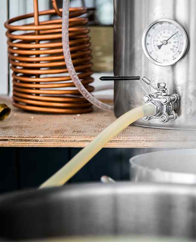 https://www.romabeercompany.it/wp-content/uploads/2017/05/home_ingredients_02.jpg